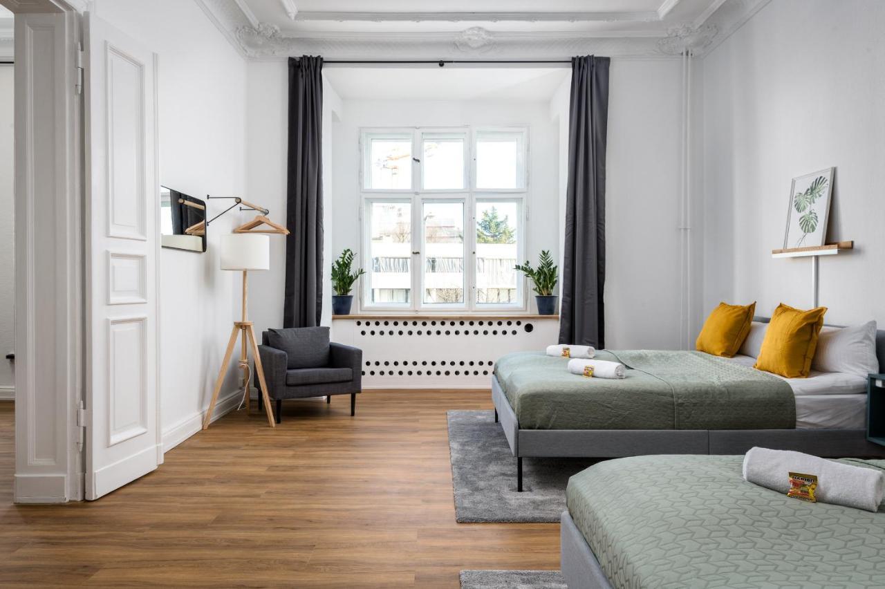 Riesiges Apartment Nahe Kudamm Sehr Schoner Altbau 123M2 Gross 12 Gaste Berlin Ngoại thất bức ảnh