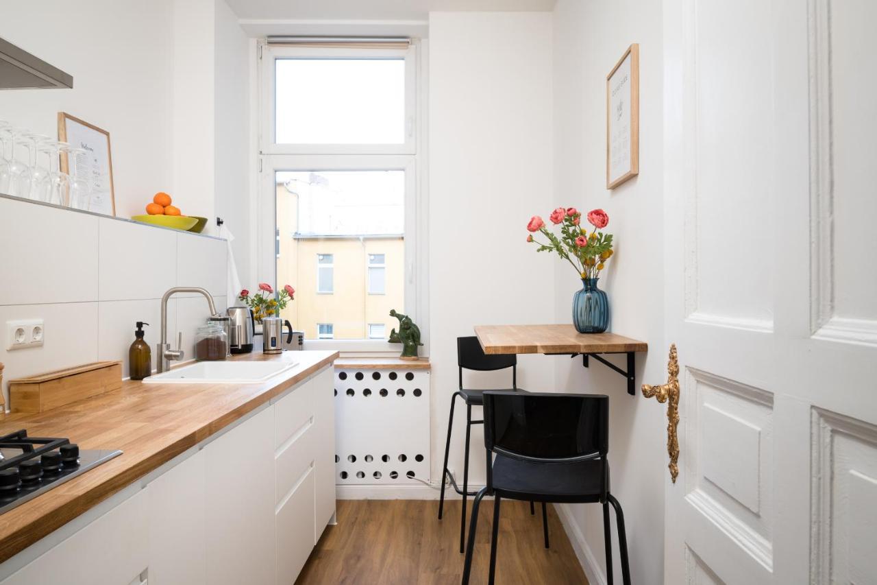 Riesiges Apartment Nahe Kudamm Sehr Schoner Altbau 123M2 Gross 12 Gaste Berlin Ngoại thất bức ảnh