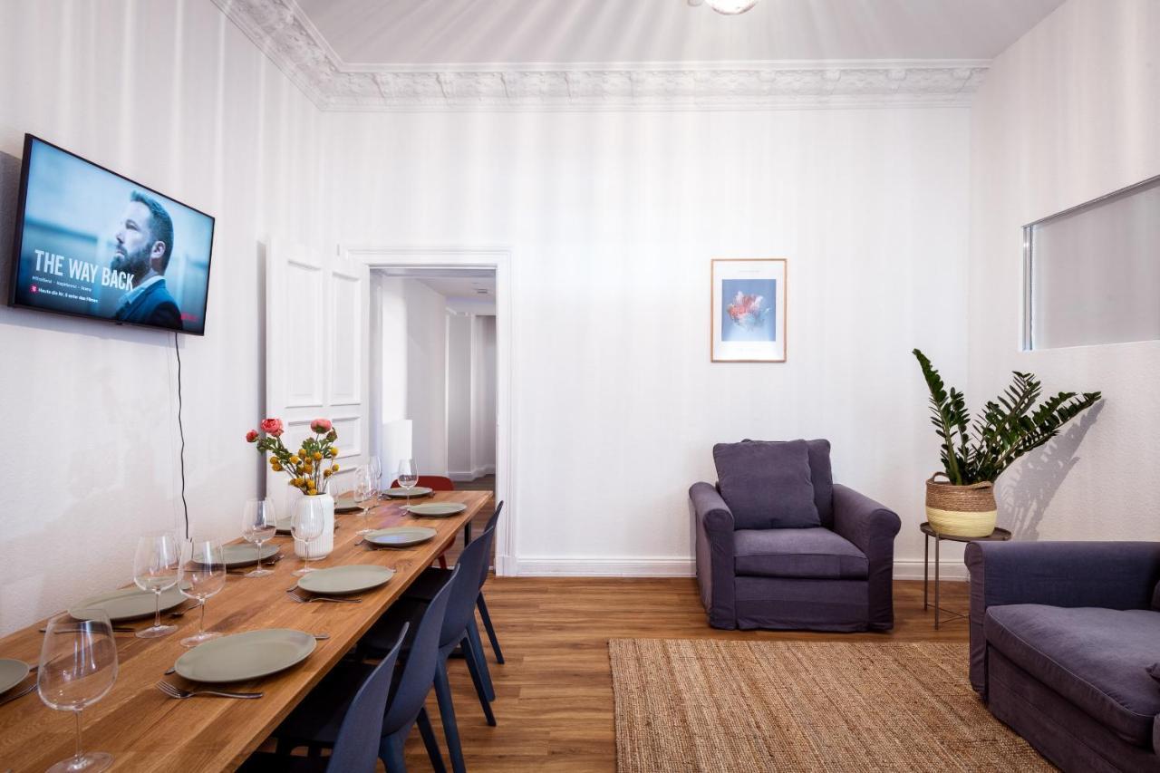Riesiges Apartment Nahe Kudamm Sehr Schoner Altbau 123M2 Gross 12 Gaste Berlin Ngoại thất bức ảnh